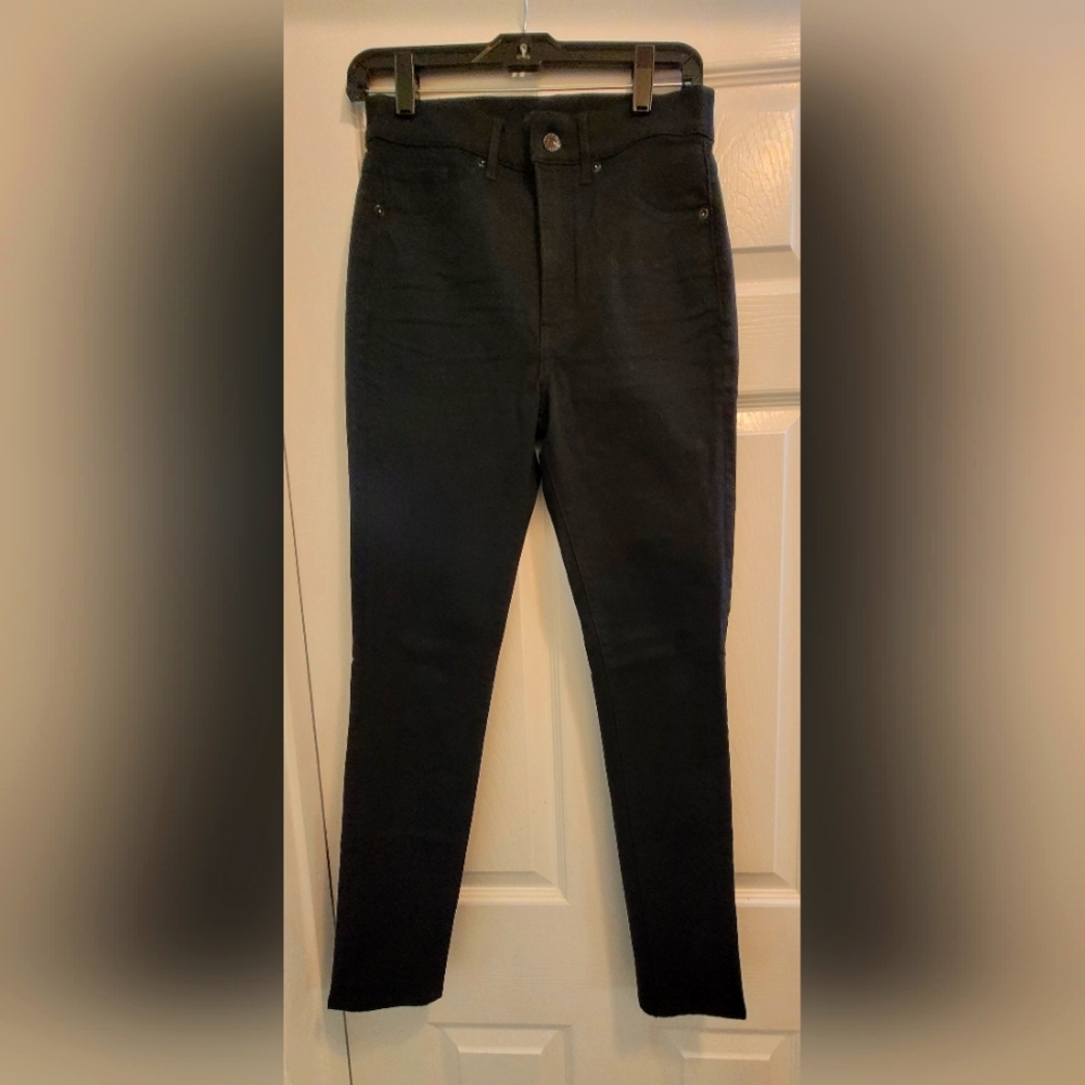 EXPRESS Black women's skinny jeans